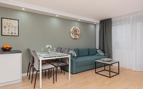 Cozy Apartment With Balcony In Central Gdansk Dlugie Ogrody By Noclegi Renters